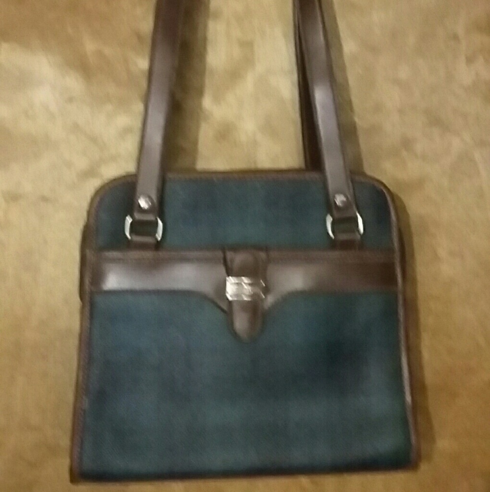 Carryland shoulder Bag